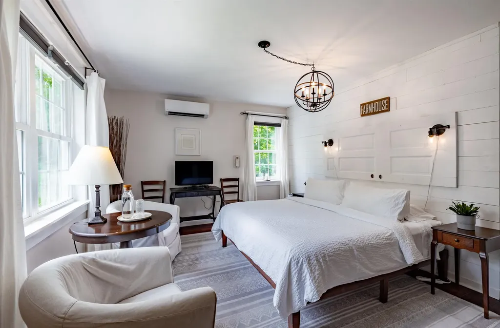 1295 Lime Kiln Road Charlotte VT 05445