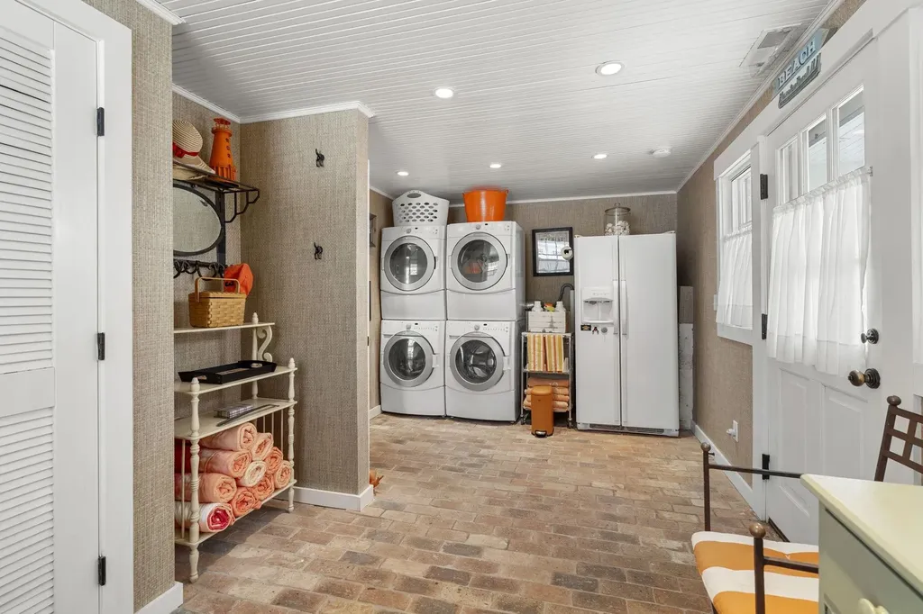 43 Ancient Highway Hampton NH 03842