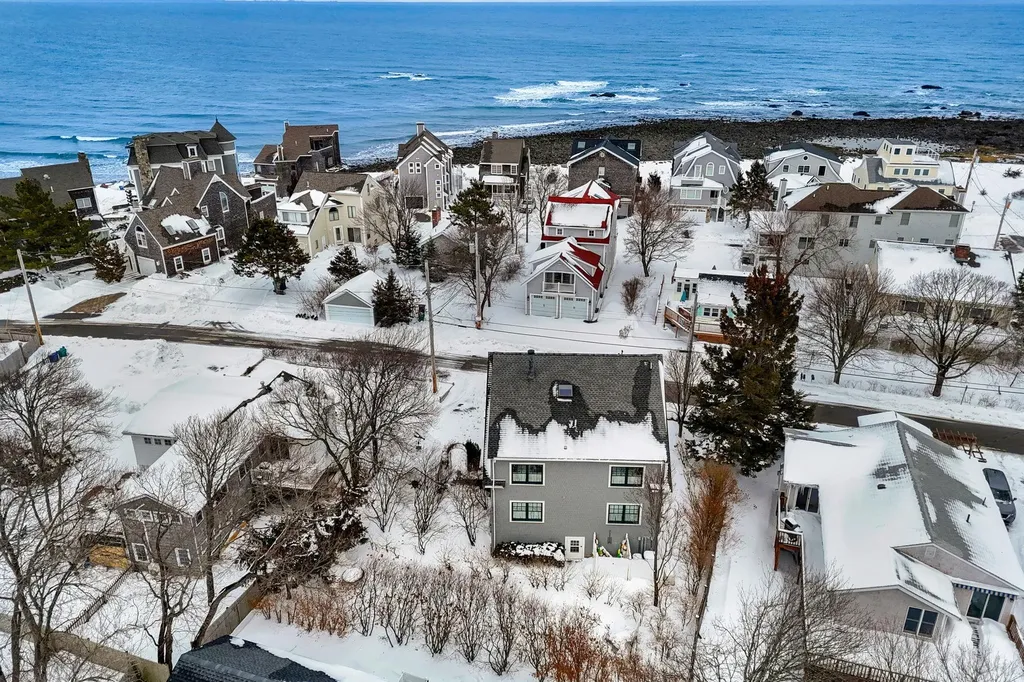 43 Ancient Highway Hampton NH 03842