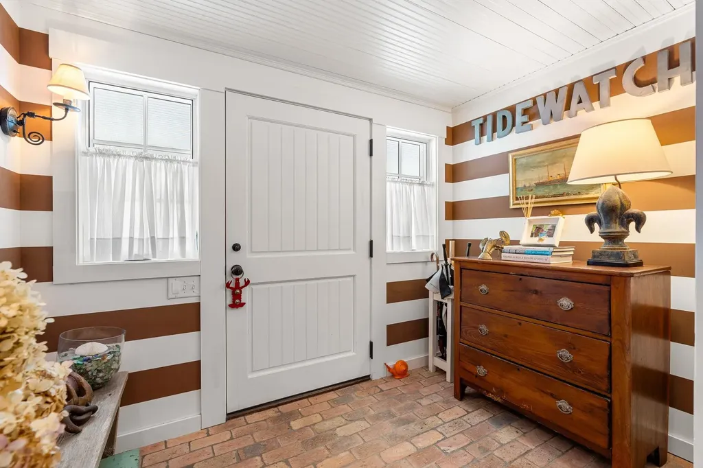 43 Ancient Highway Hampton NH 03842