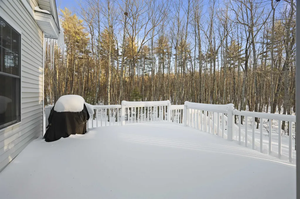 32 Tansy Avenue Stratham NH 03885