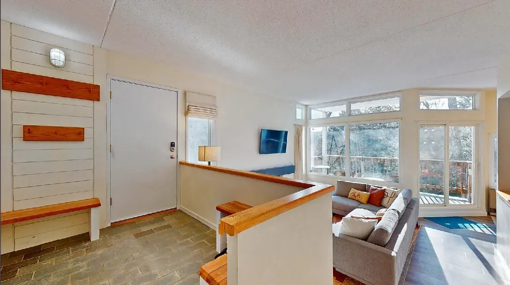 42 Lower Phase Road Warren VT 05674