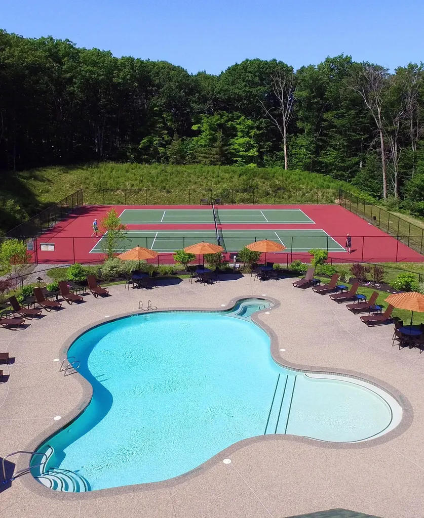 34 Deadreckoning Point Laconia NH 03246-1835