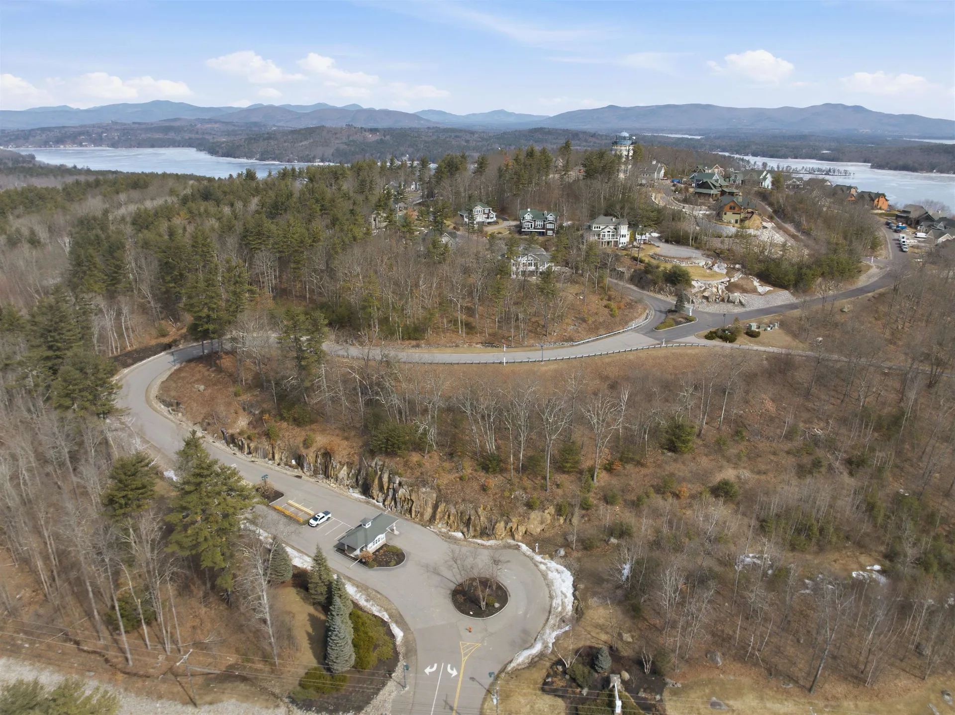 34 Deadreckoning Point Laconia NH 03246-1835