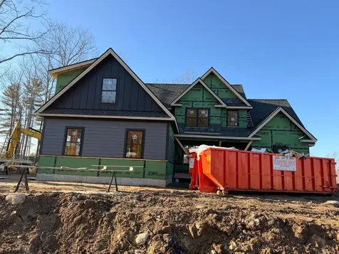 34 Deadreckoning Point Laconia NH 03246-1835