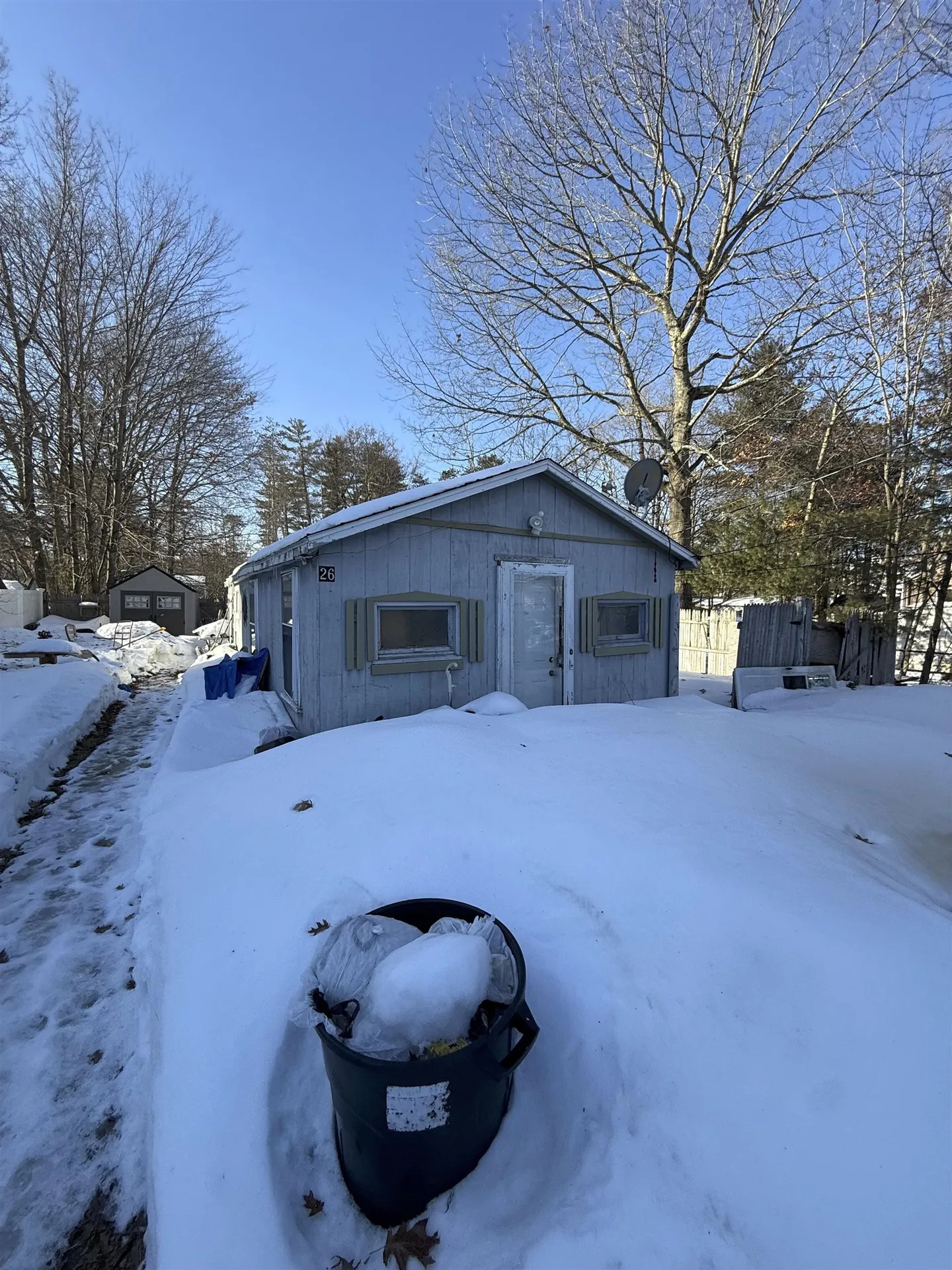 26 Shore Drive Salem NH 03079
