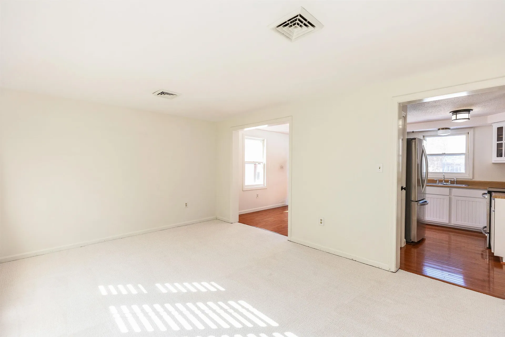 4 Burlington Road Nashua NH 03062-3504