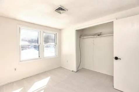 4 Burlington Road Nashua NH 03062-3504