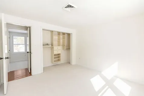 4 Burlington Road Nashua NH 03062-3504