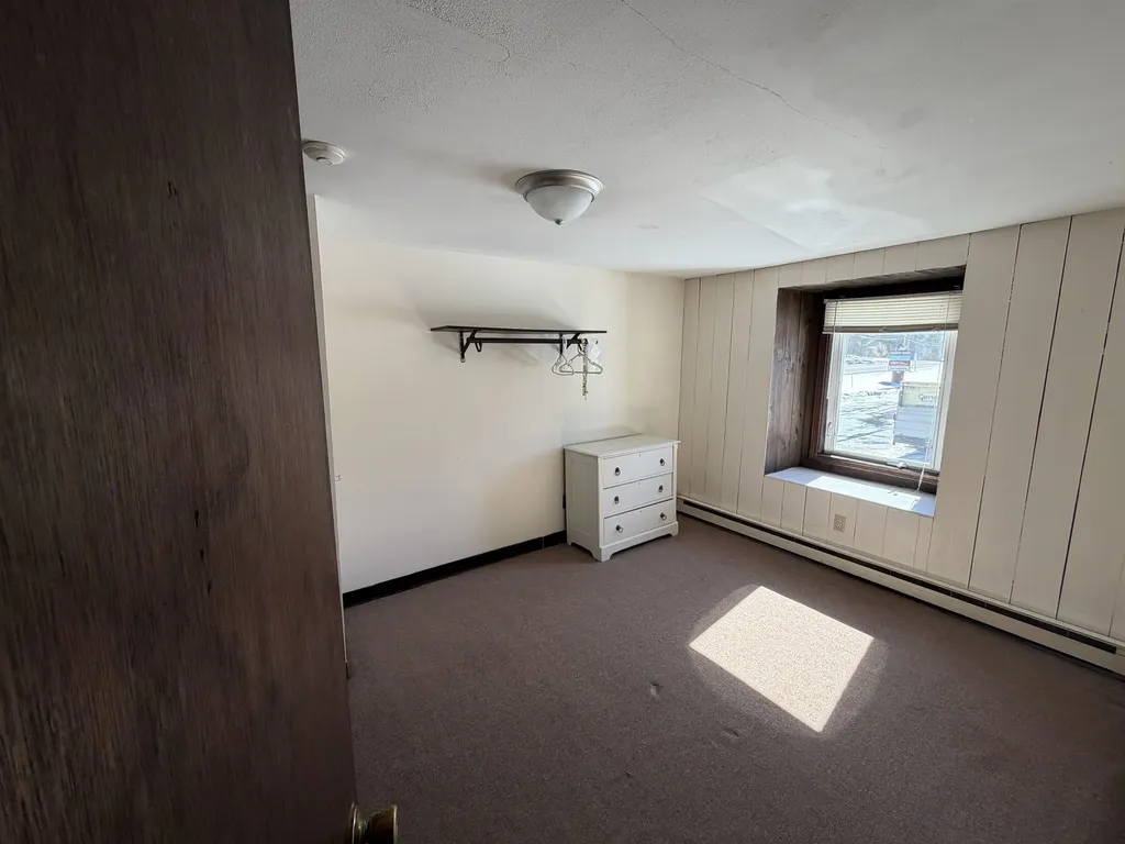 746 Calef Highway Barrington NH 03825