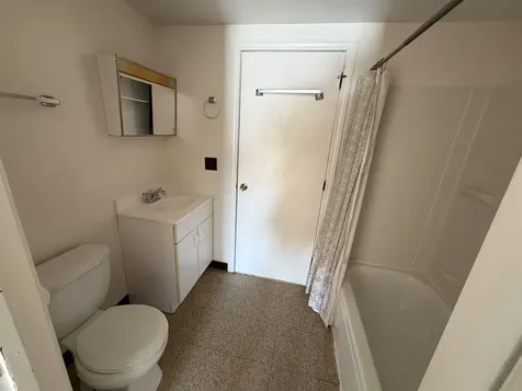 746 Calef Highway Barrington NH 03825