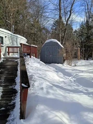 23 Deepwood Park Brattleboro VT 05301