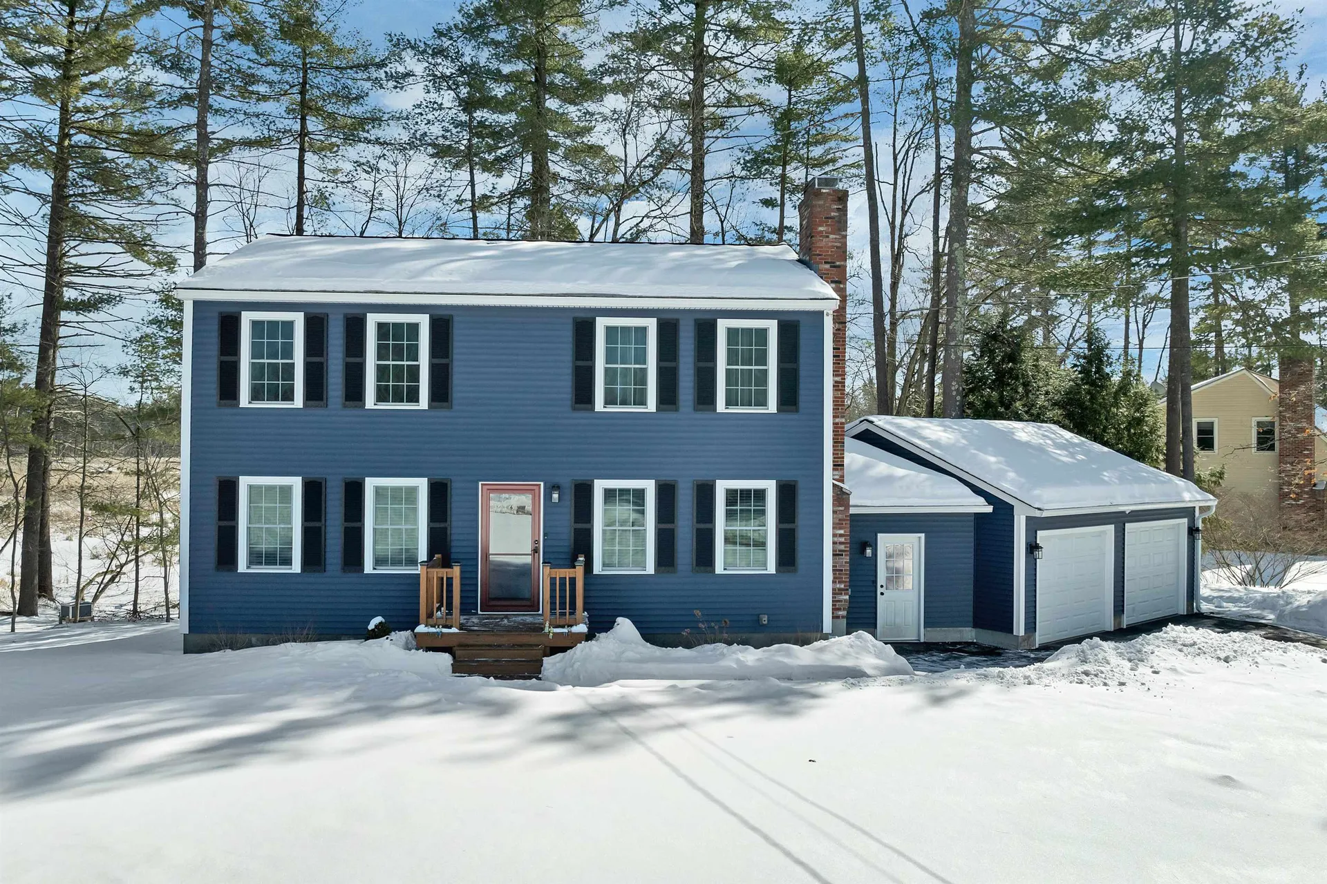 51 Pilgrim Drive Litchfield NH 03052