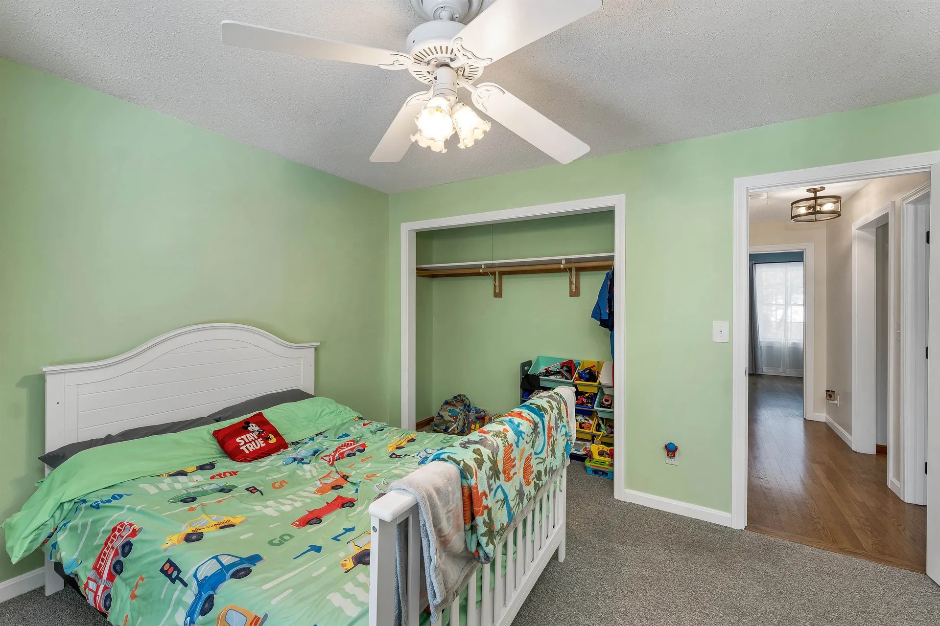 51 Pilgrim Drive Litchfield NH 03052