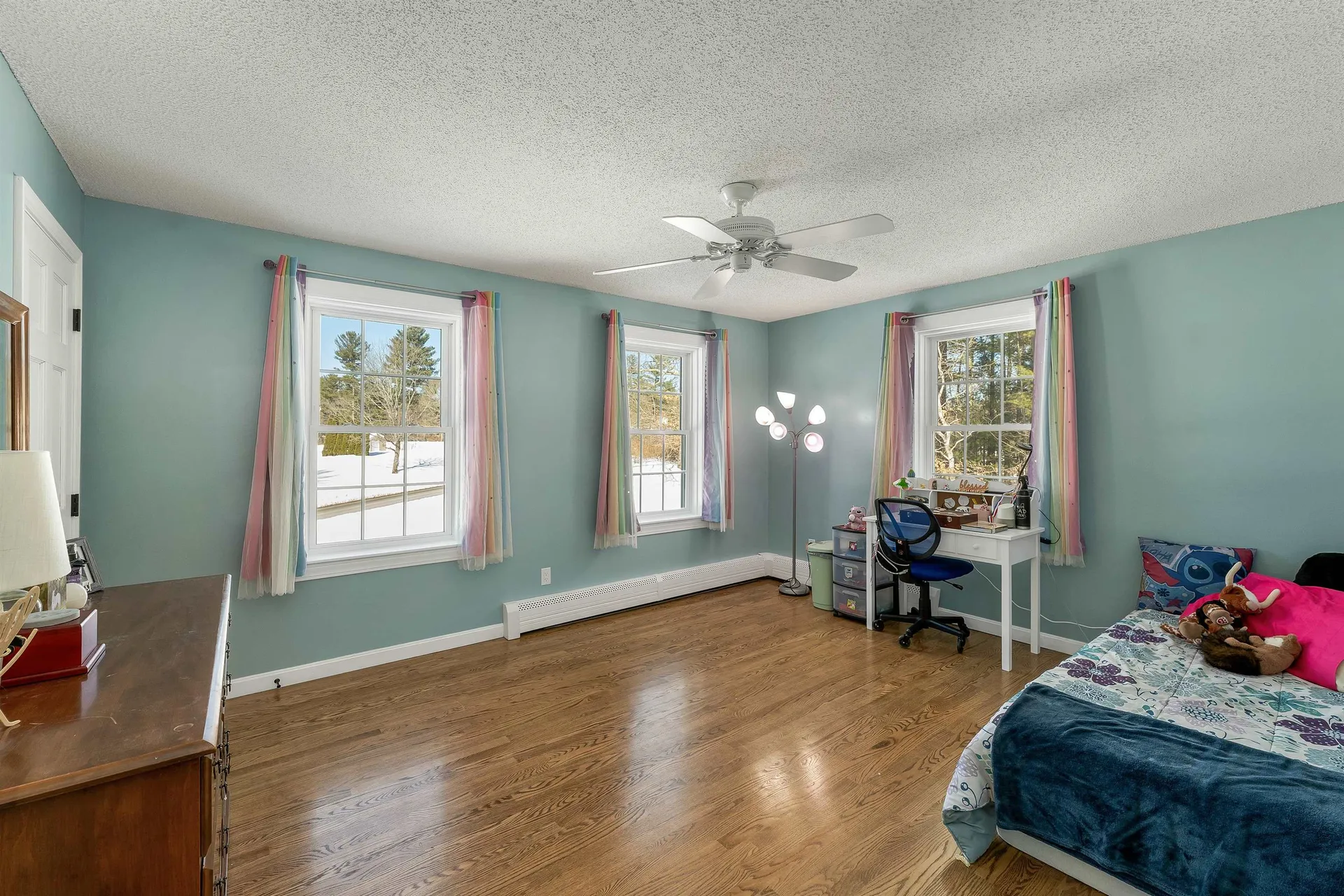 51 Pilgrim Drive Litchfield NH 03052