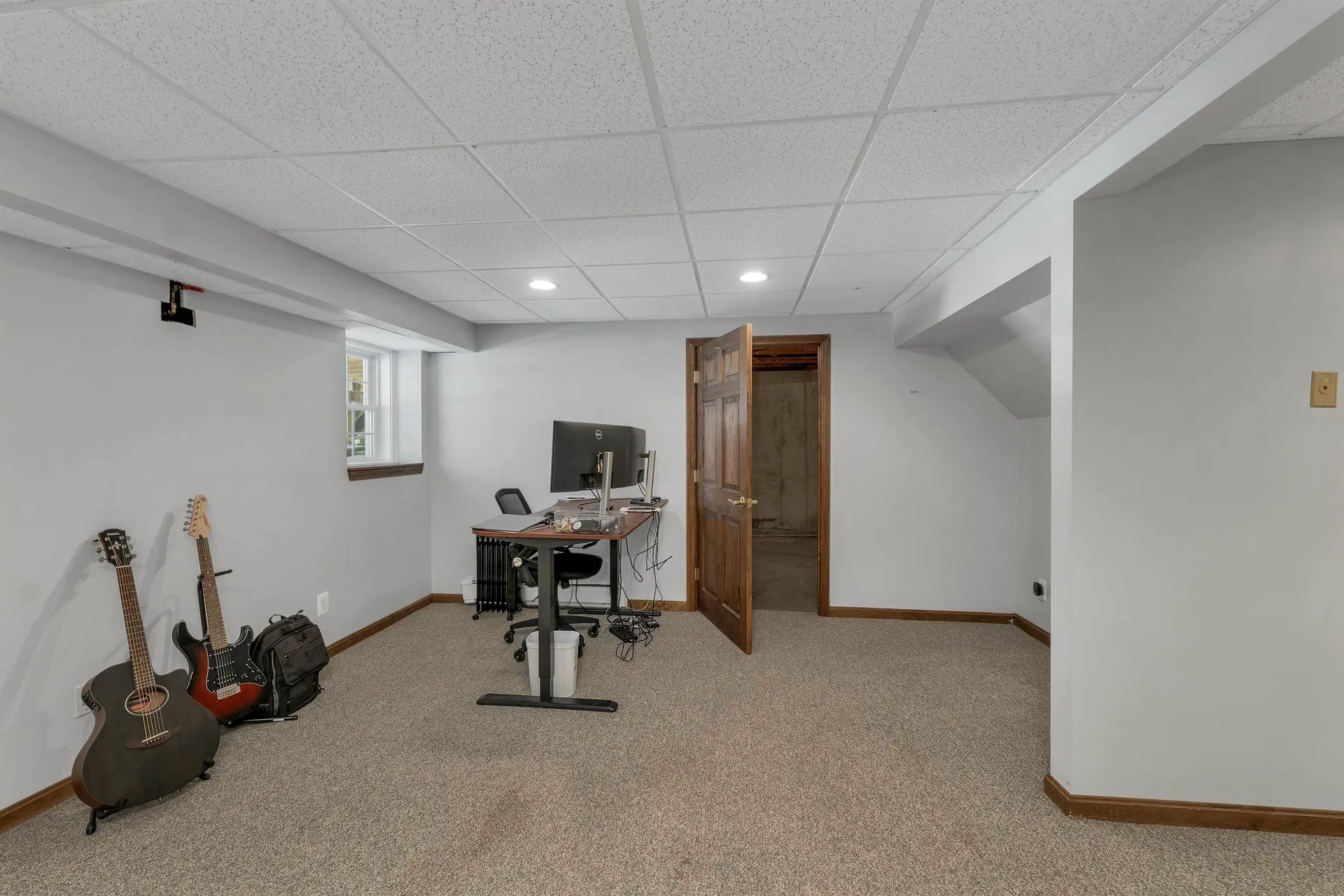 51 Pilgrim Drive Litchfield NH 03052