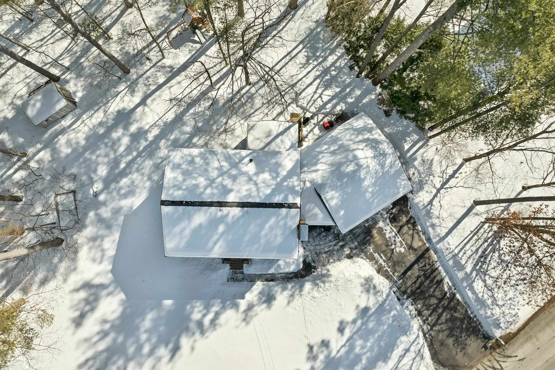 51 Pilgrim Drive Litchfield NH 03052