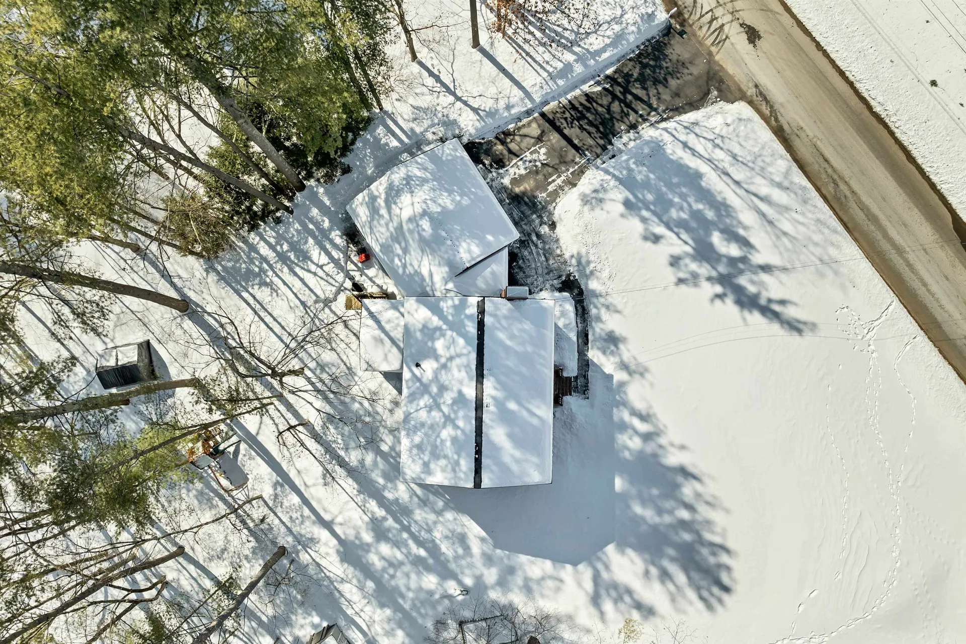 51 Pilgrim Drive Litchfield NH 03052