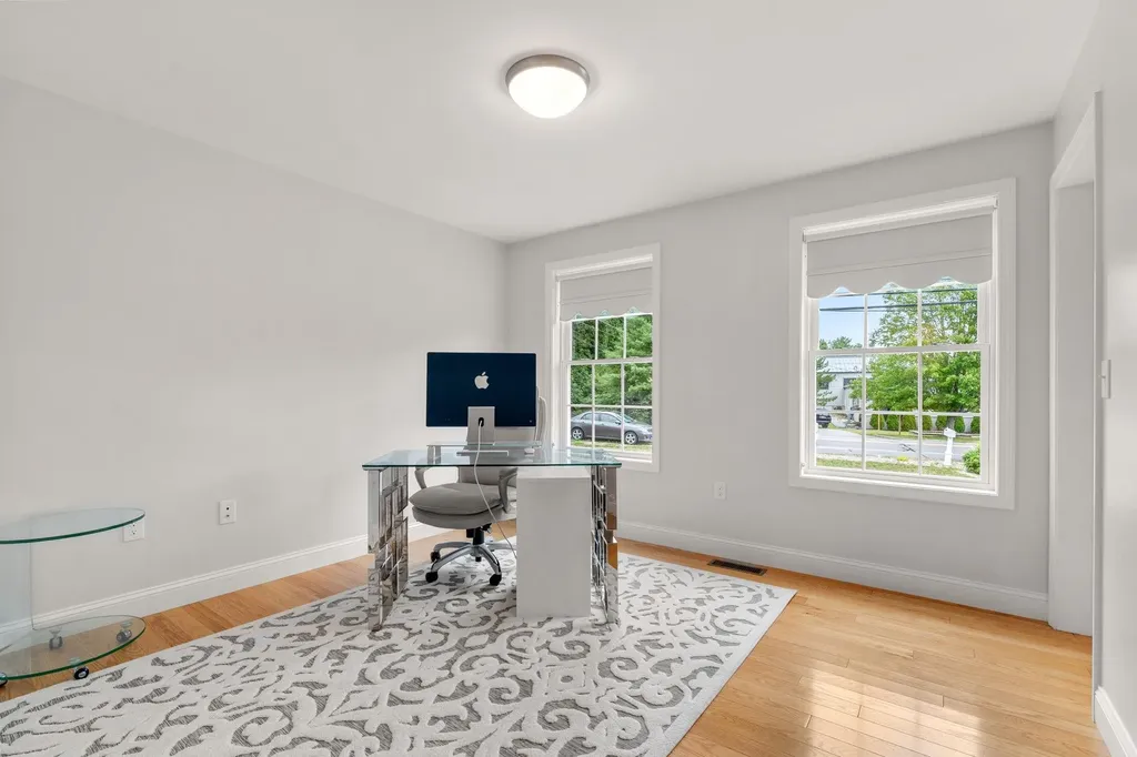 43 Hampton Road Exeter NH 03833