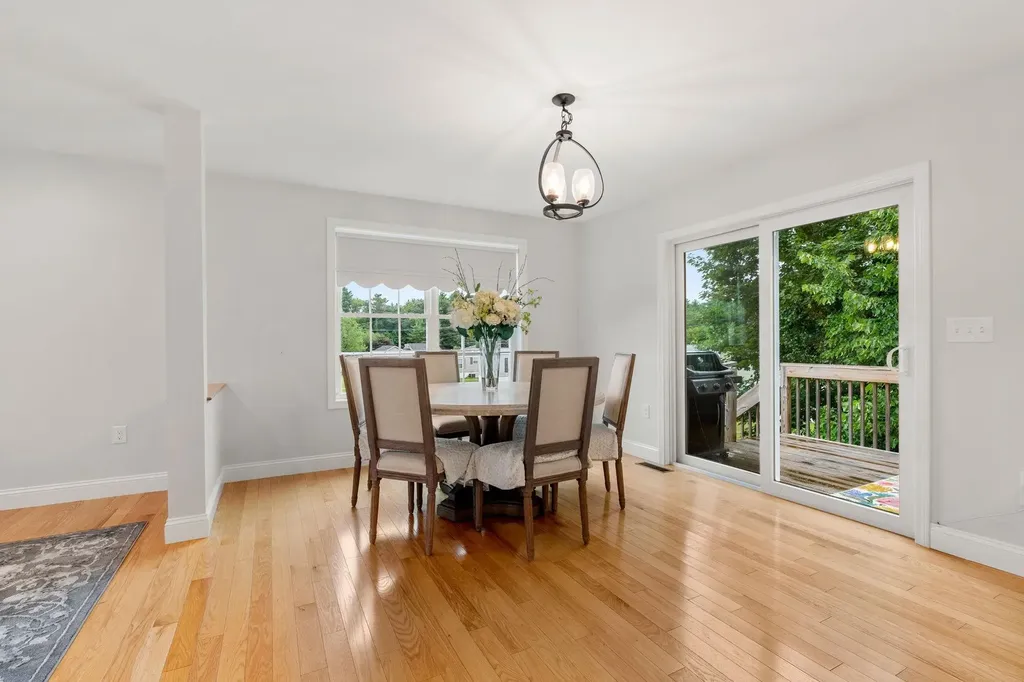 43 Hampton Road Exeter NH 03833