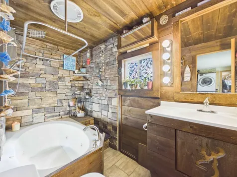 44 Schult Street Keene NH 03431