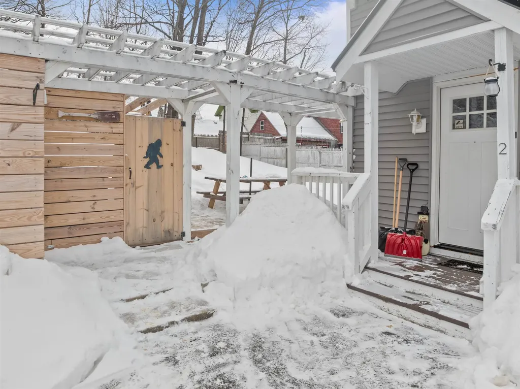 43 High Street Laconia NH 03246
