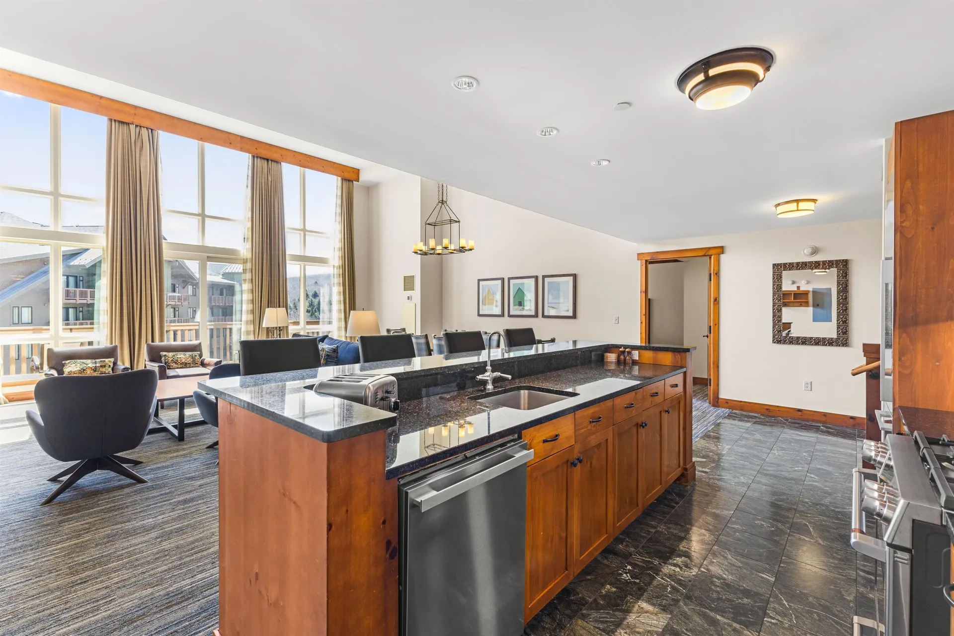 7412 Mountain Road Stowe VT 05672