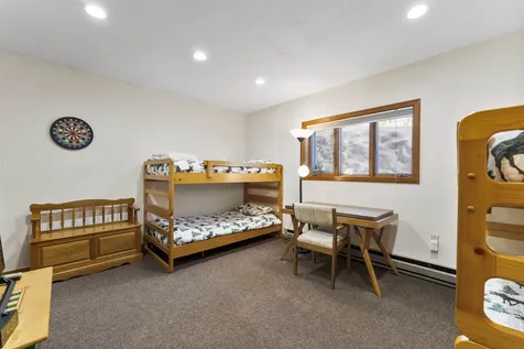 11 Roundtree Road Winhall VT 05340