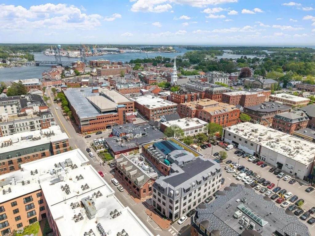 172 Hanover Street Portsmouth NH 03801