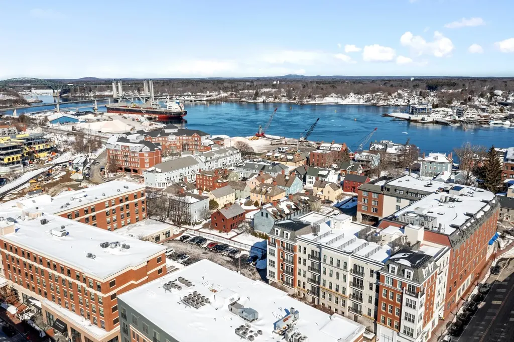 172 Hanover Street Portsmouth NH 03801