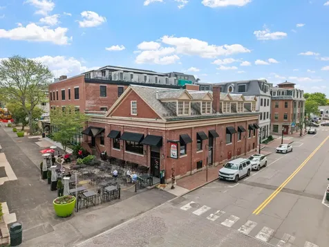 172 Hanover Street Portsmouth NH 03801