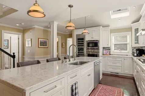 579 Sagamore Avenue Portsmouth NH 03801