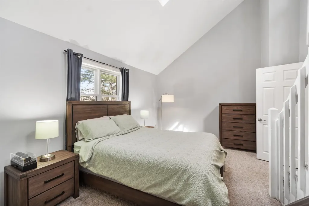 6 Mills Farm Circle Derry NH 03038