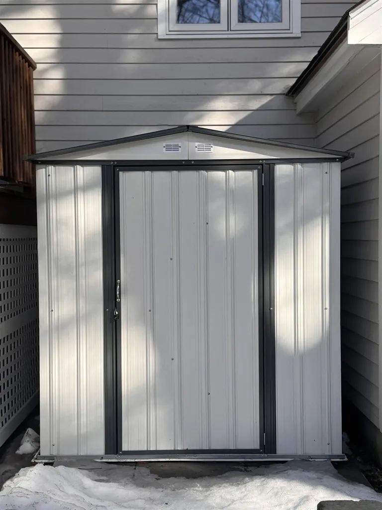 6 Mills Farm Circle Derry NH 03038