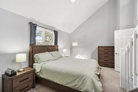 6 Mills Farm Circle Derry NH 03038