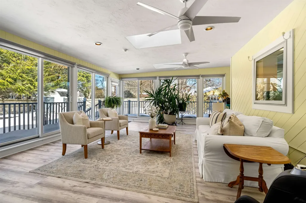 6 Golden Gate Drive Hooksett NH 03106