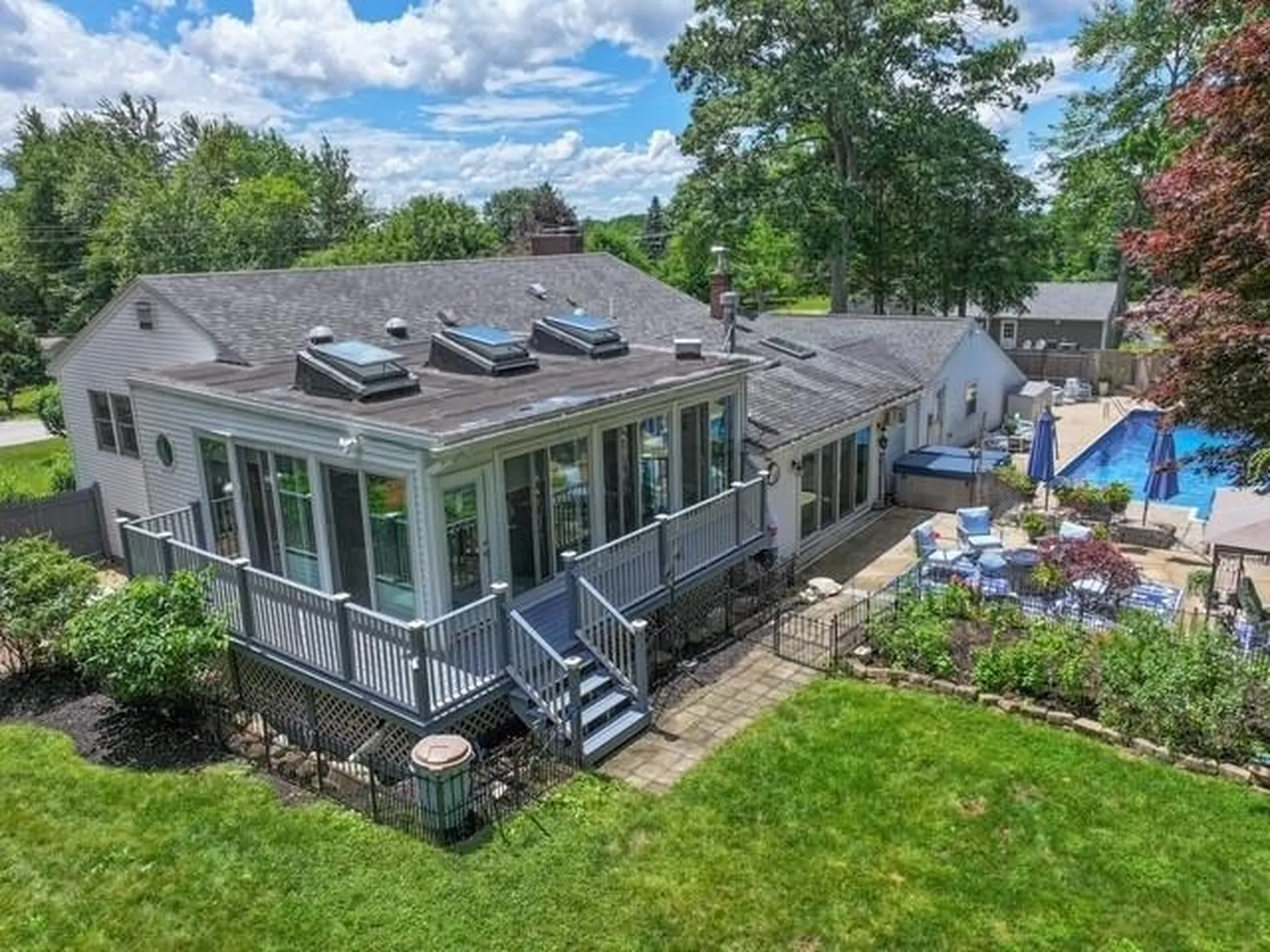 6 Golden Gate Drive Hooksett NH 03106