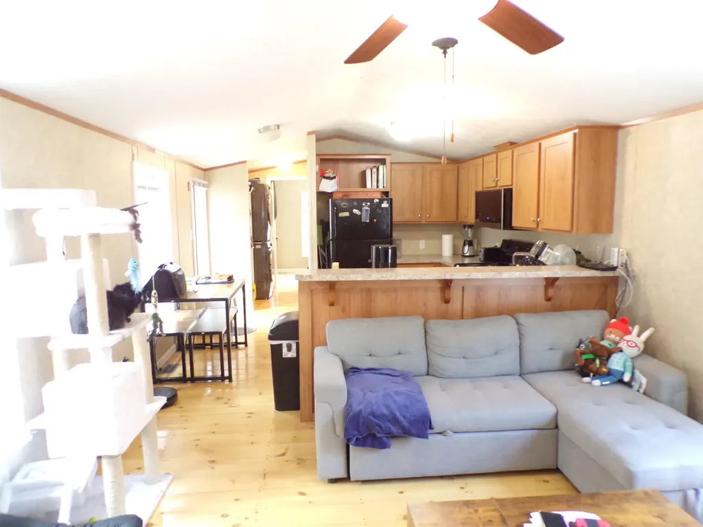 15 Pineland Park Road Milton NH 03851