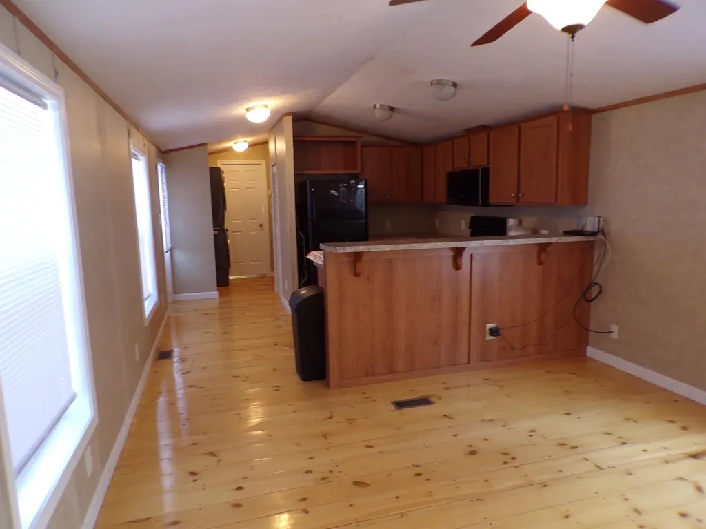 15 Pineland Park Road Milton NH 03851