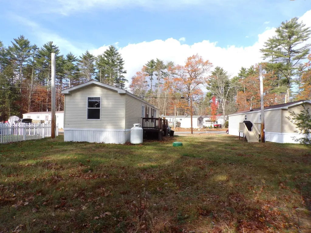 15 Pineland Park Road Milton NH 03851