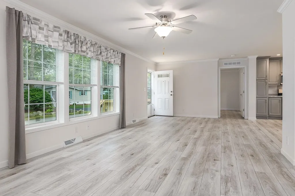 3 Alison Circle Hampton NH 03842