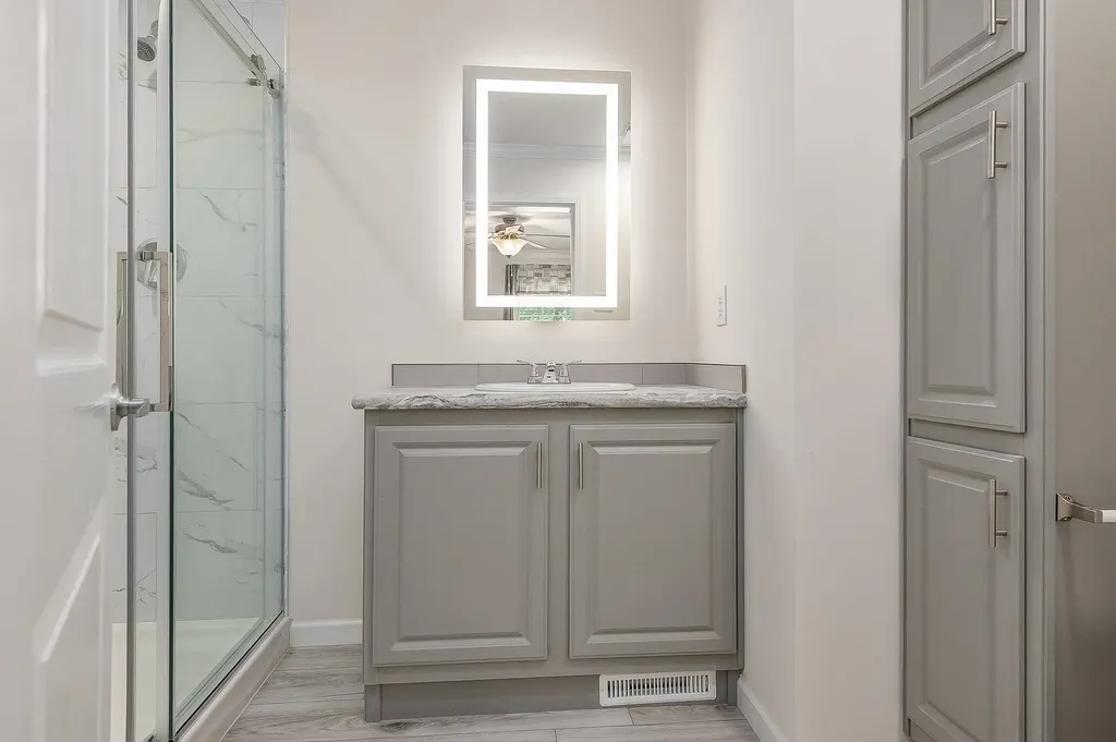 3 Alison Circle Hampton NH 03842