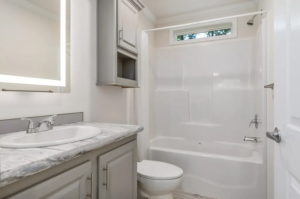 3 Alison Circle Hampton NH 03842