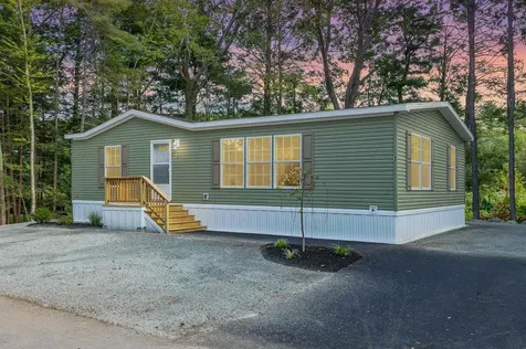 3 Alison Circle Hampton NH 03842