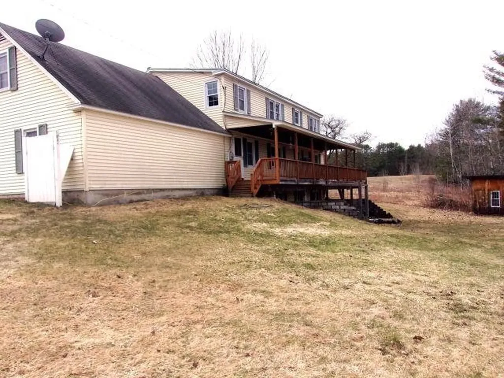 56 Sym Noyes Road Landaff NH 03585