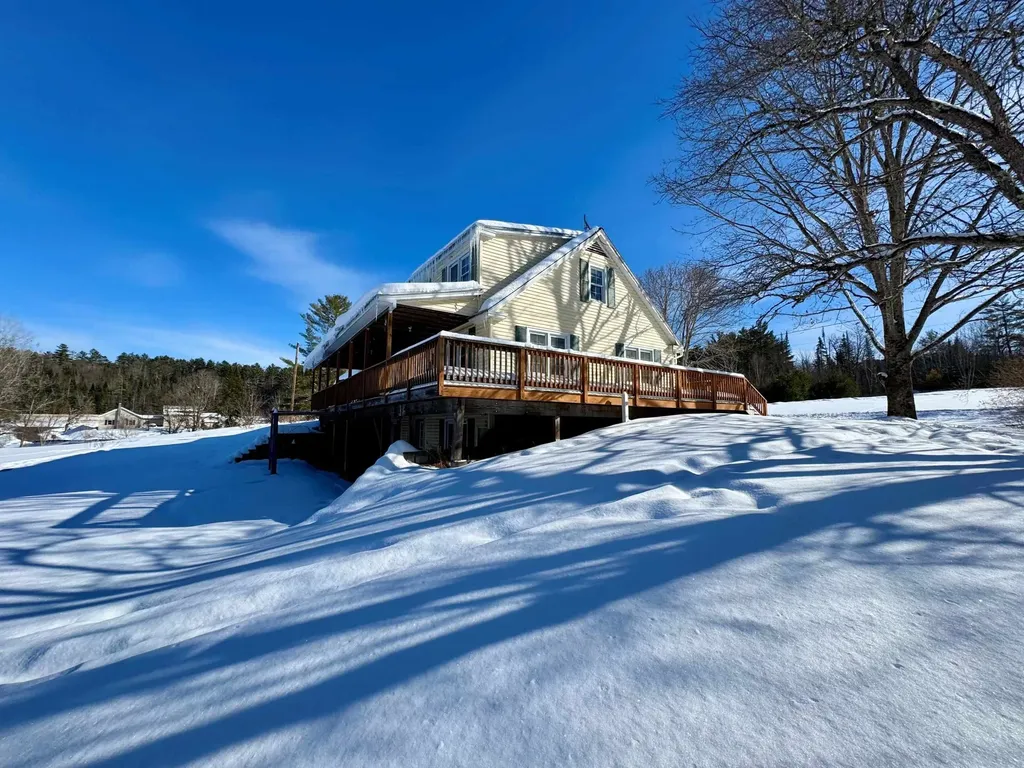 56 Sym Noyes Road Landaff NH 03585