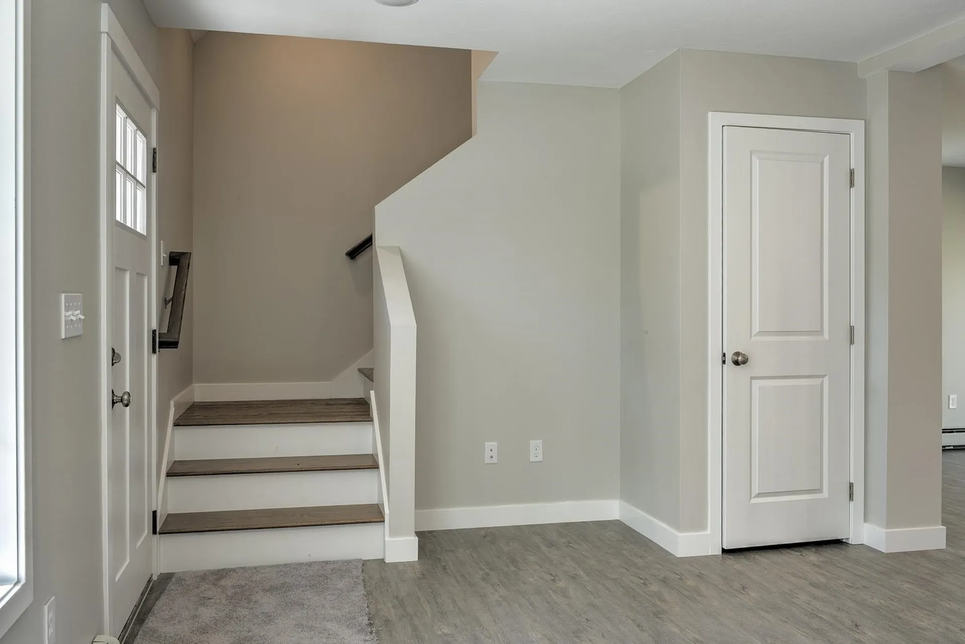 2 Asheley Avenue Hinsdale NH 03451