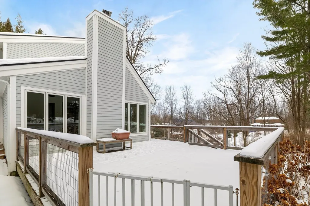 4210 Harbor Road Shelburne VT 05482