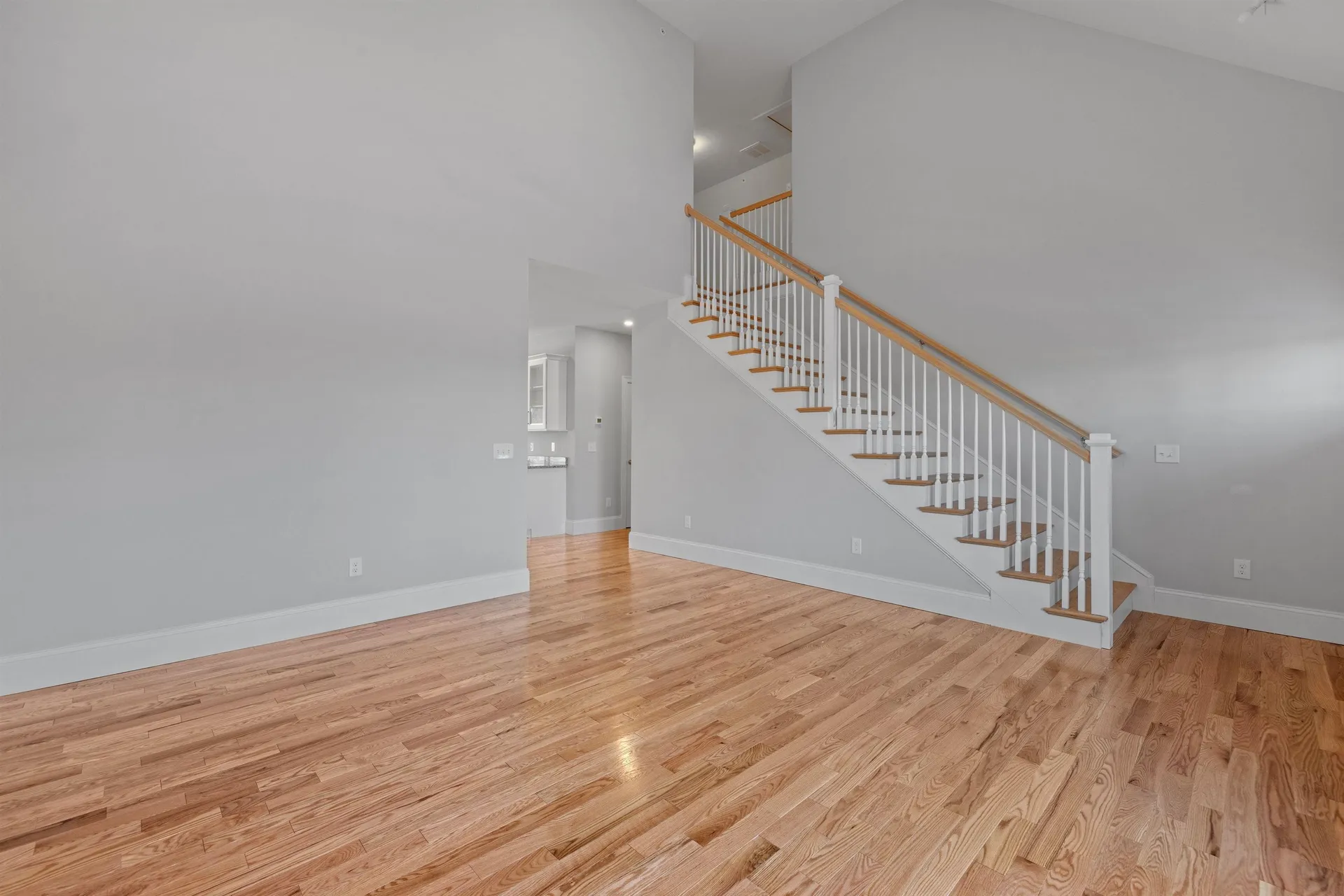 34 Gypsum Lane Chester NH 03036