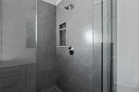 34 Gypsum Lane Chester NH 03036